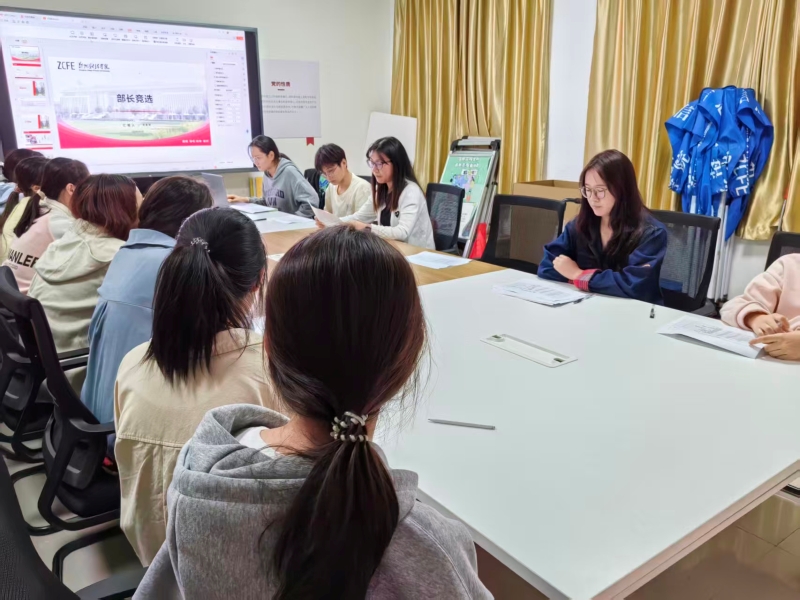 老师现场点评.jpg